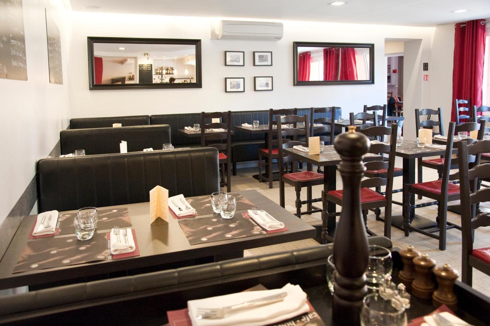 Hotel Comptoir Et Dependances Frontonas Zewnętrze zdjęcie