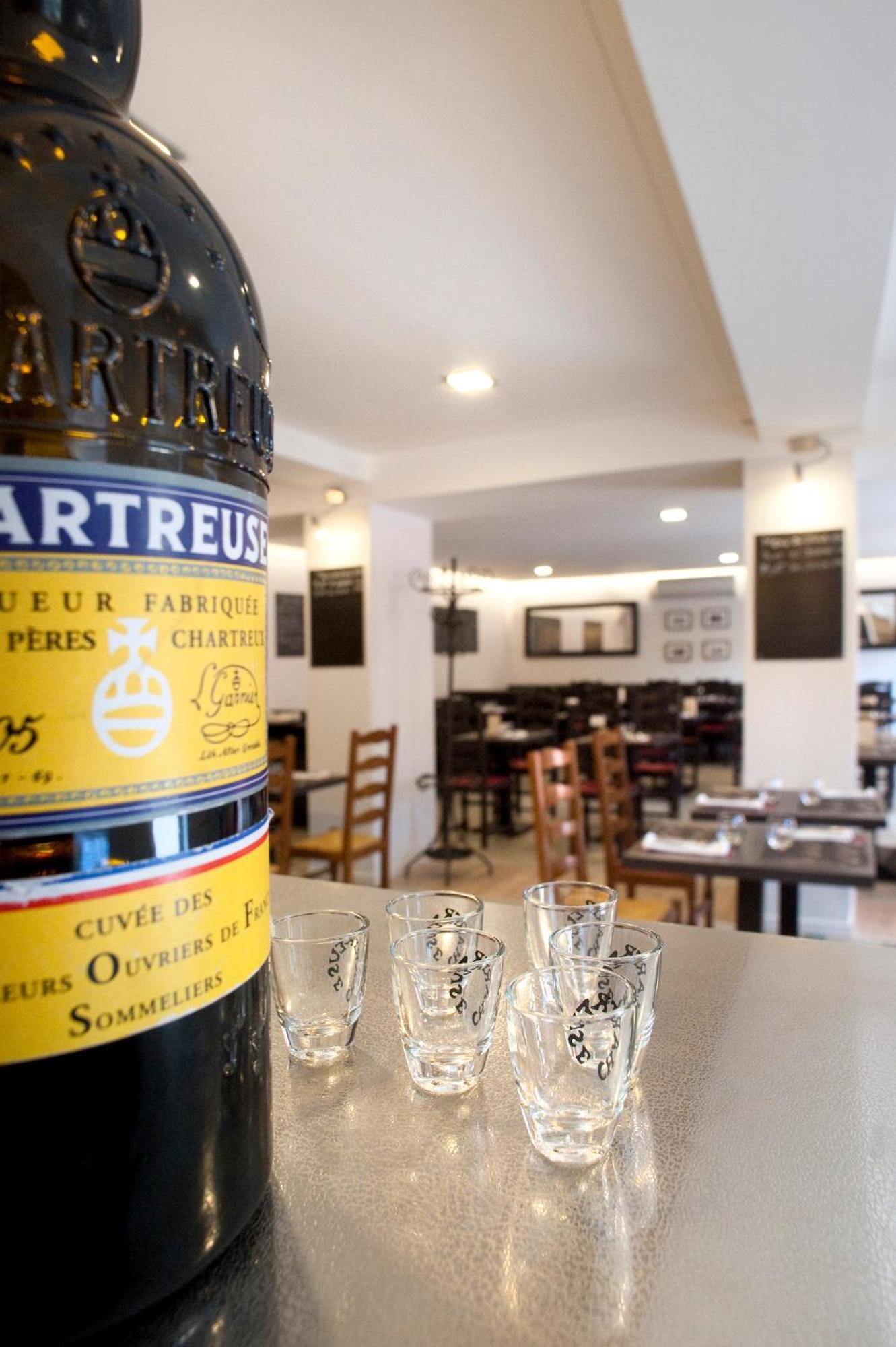 Hotel Comptoir Et Dependances Frontonas Zewnętrze zdjęcie